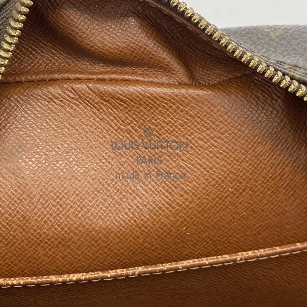Louis Vuitton Shoulder Bags
