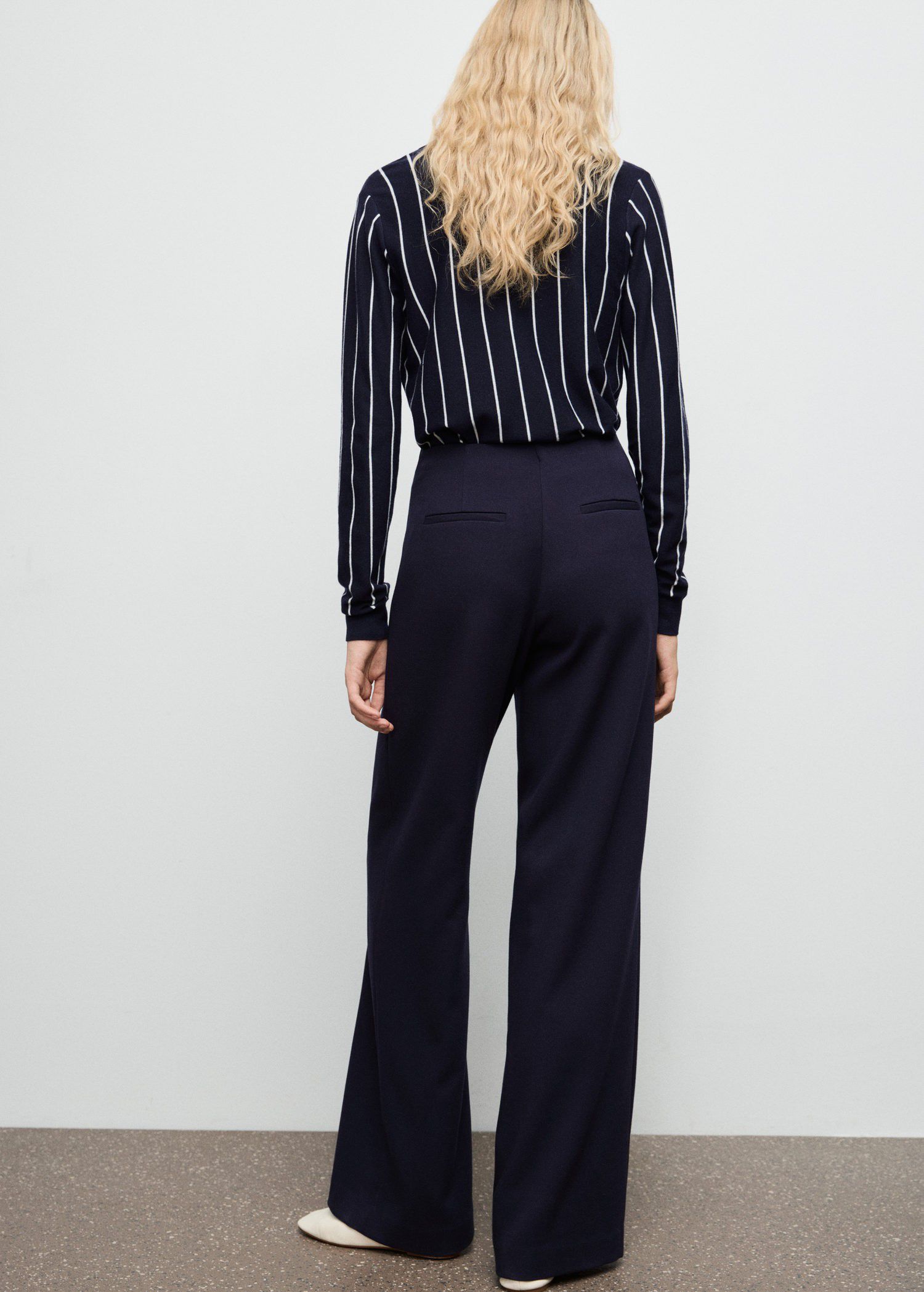 Wide leg trousers with buttons