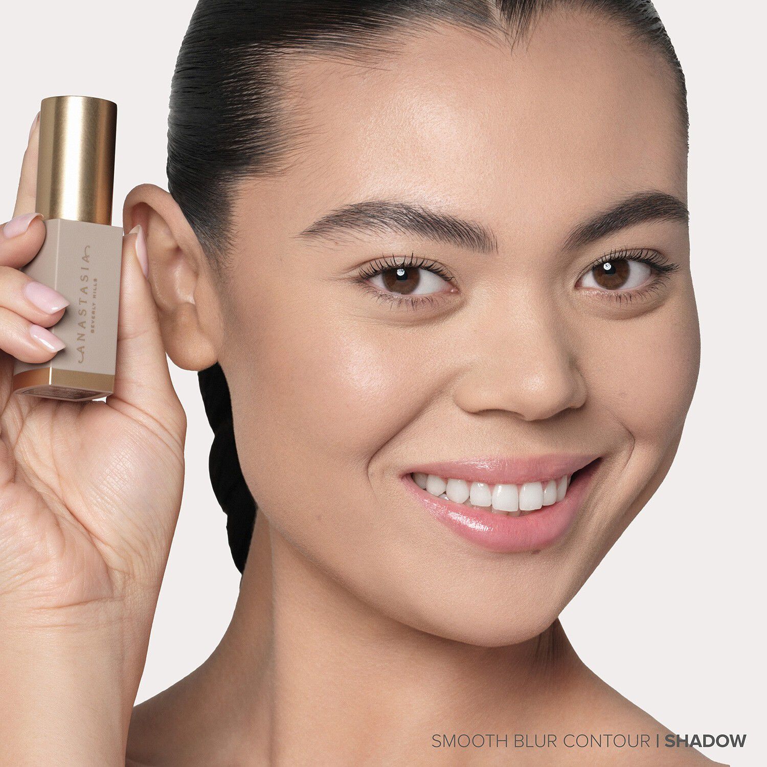 Smooth Blur Contour Stick - Kr&auml;migt konturstift