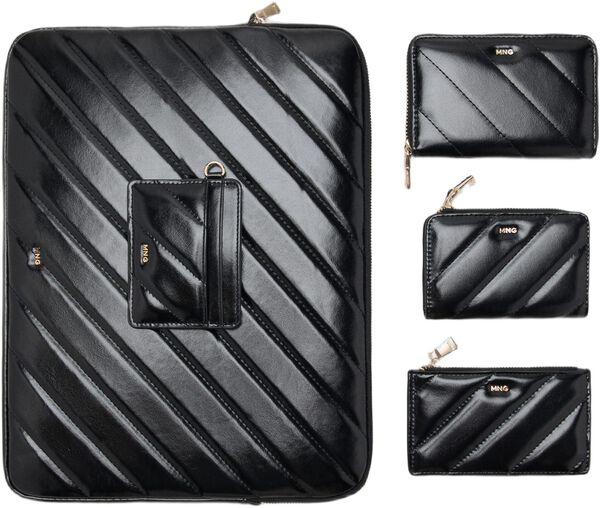 Small padded wallet