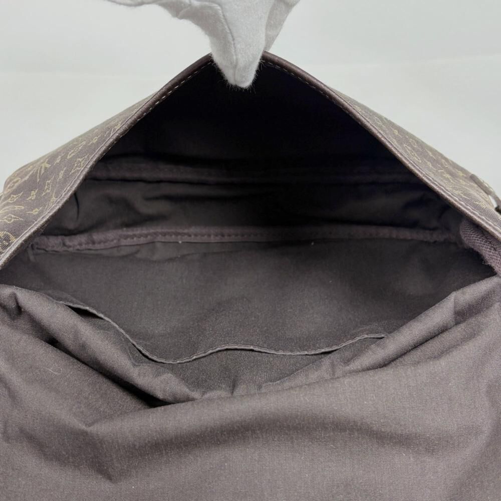 Louis Vuitton Saumur