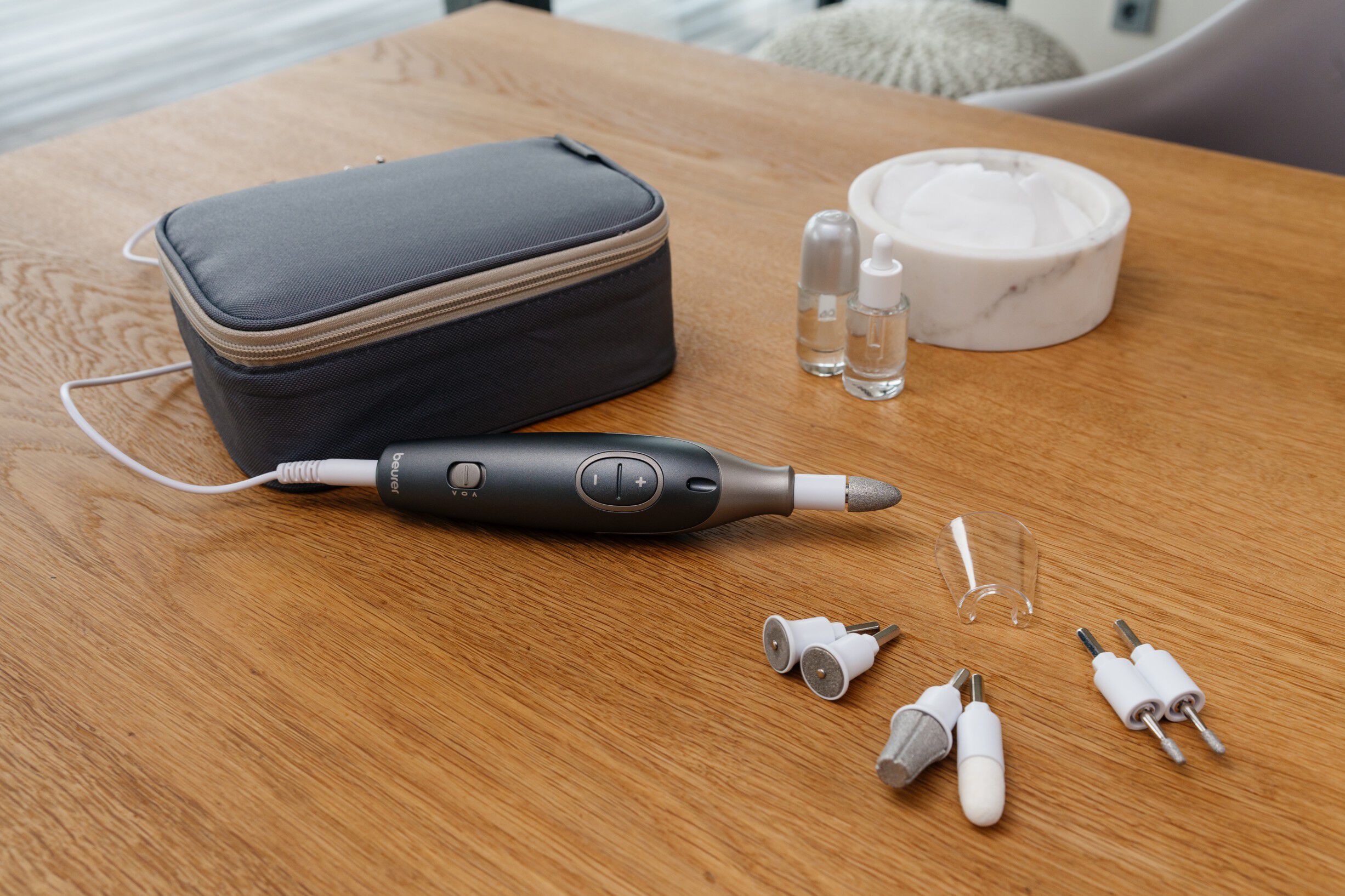 Manikyr- og pedikyrset PR-MP01R