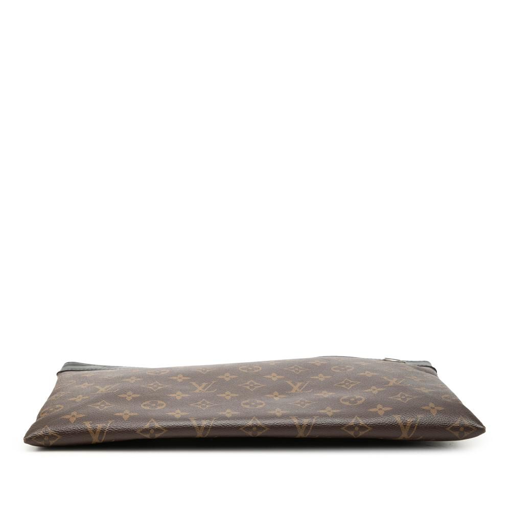 Louis Vuitton Clutch