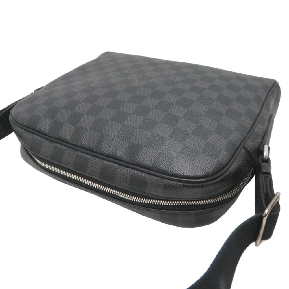 Louis Vuitton Shoulder Bags
