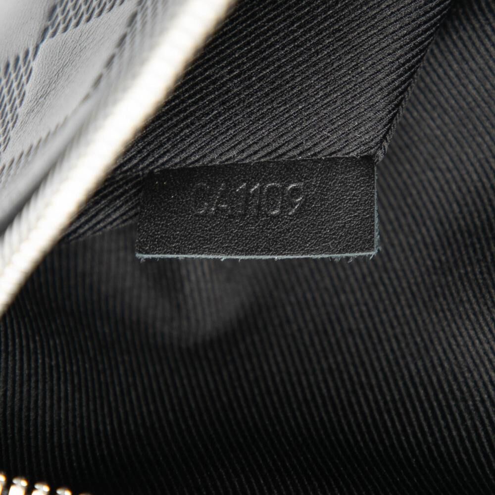 Louis Vuitton District