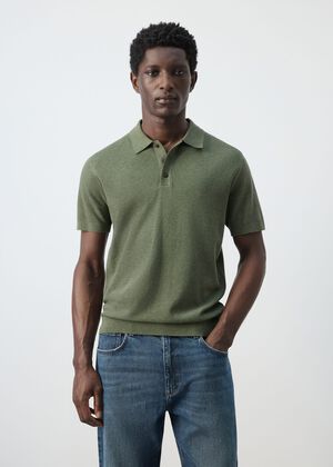 Fine knit polo shirt with microstru