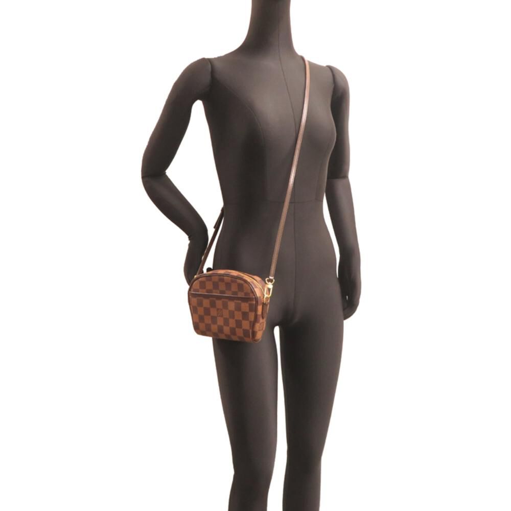 Louis Vuitton Shoulder Bags