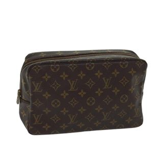 Louis Vuitton Trousse Toilette