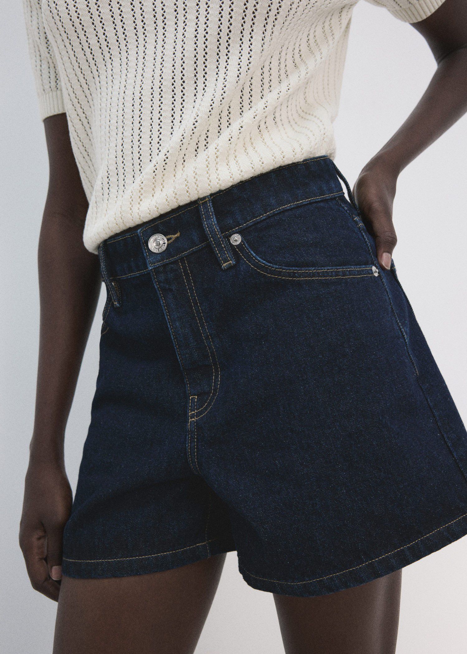 Straight mid-rise denim shorts