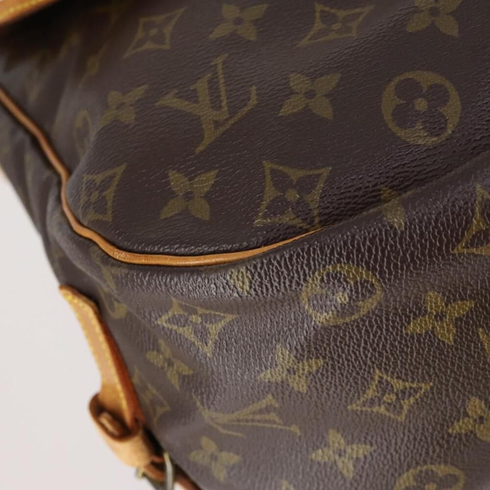 Louis Vuitton Saumur