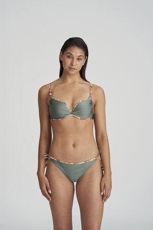 Crete vatteret bikini hjerteformet