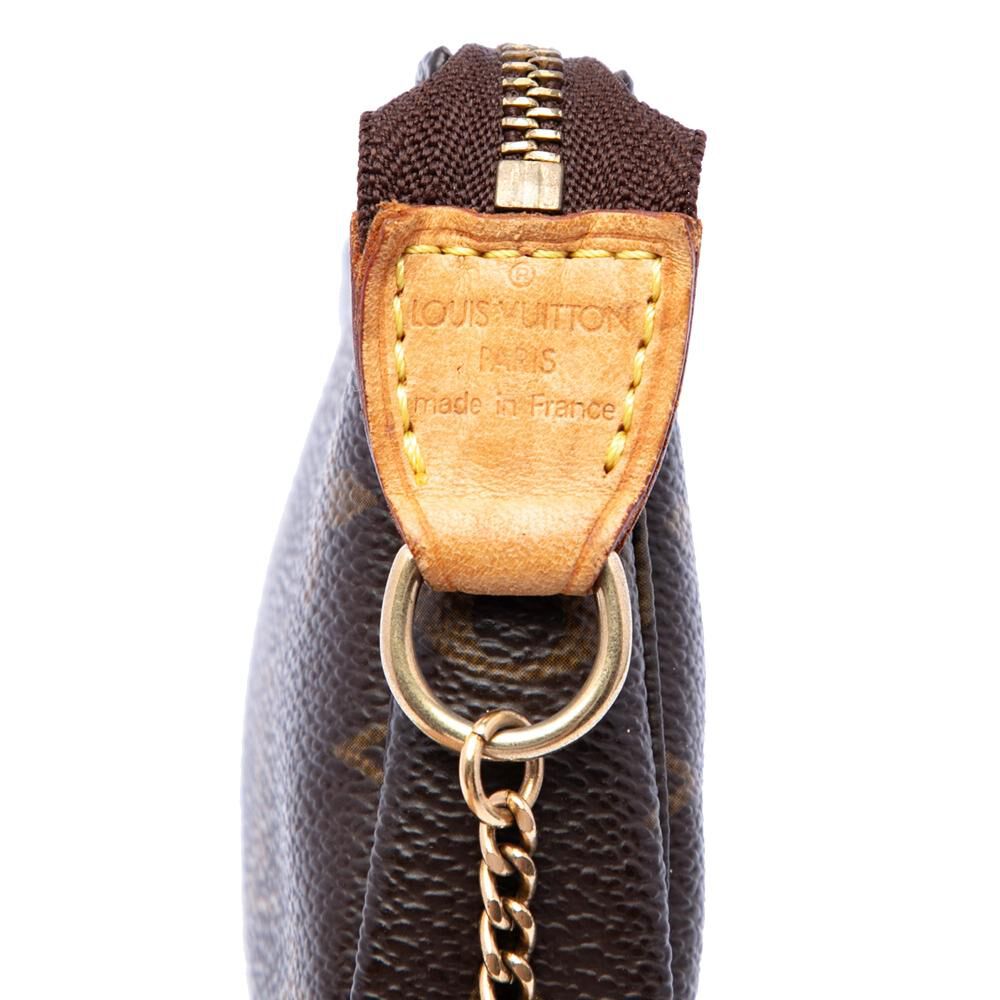 Louis Vuitton Pochette Accessoires