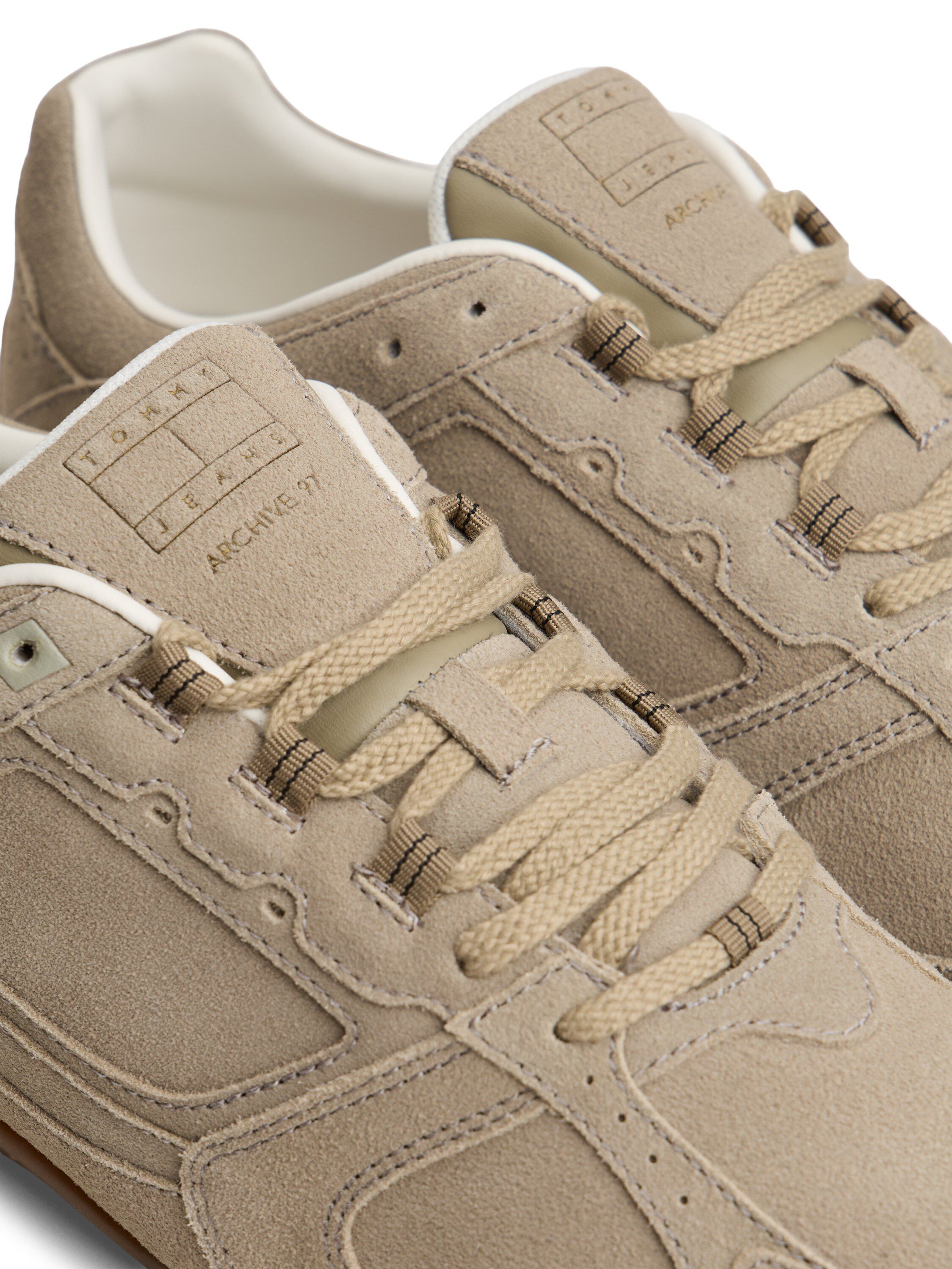 Archive Runner Suede Low Profile Trainers