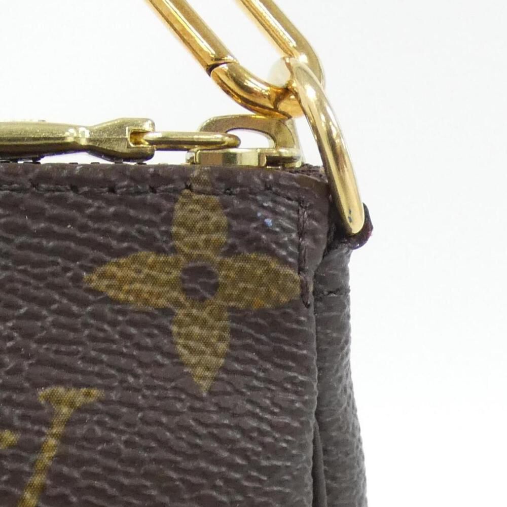 Louis Vuitton Pochette Accessoires