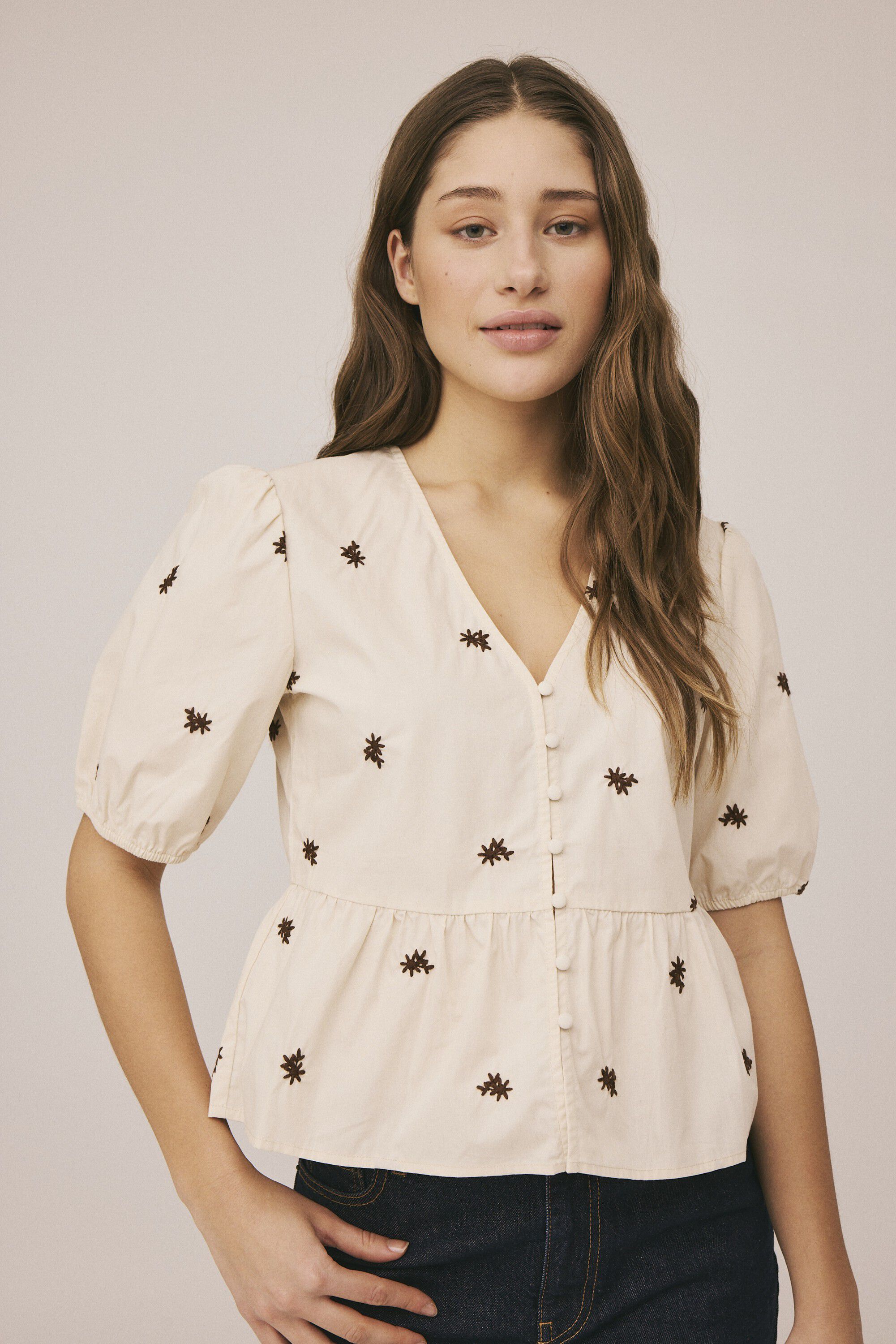 Kort&auml;rmade blusar