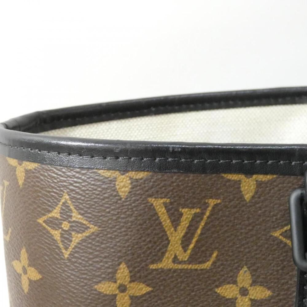 Louis Vuitton Tote