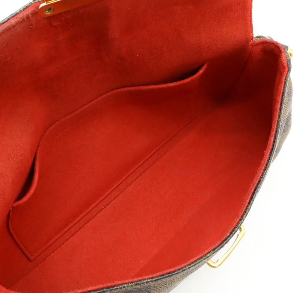 Louis Vuitton Shoulder Bags