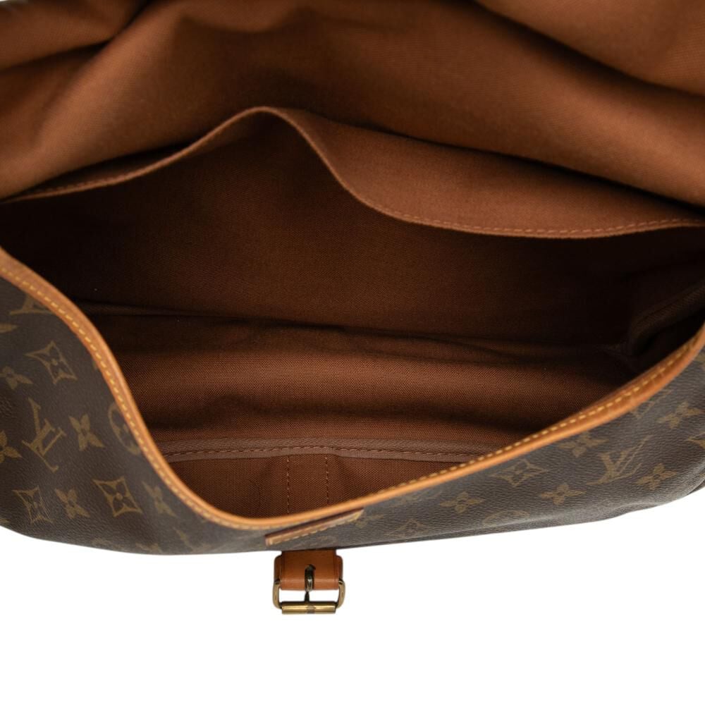 Louis Vuitton Saumur