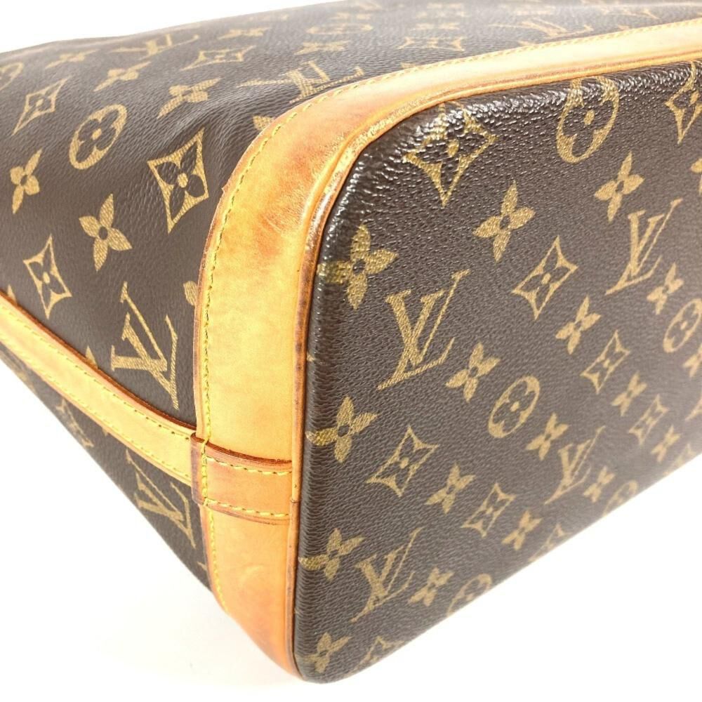 Louis Vuitton Shoulder Bags