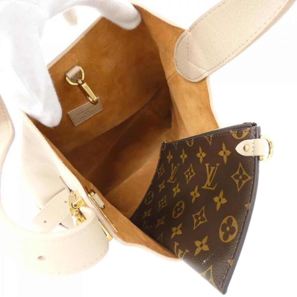 Louis Vuitton Shoulder Bags