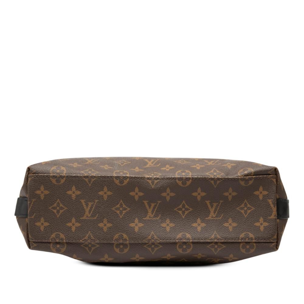 Louis Vuitton Tote