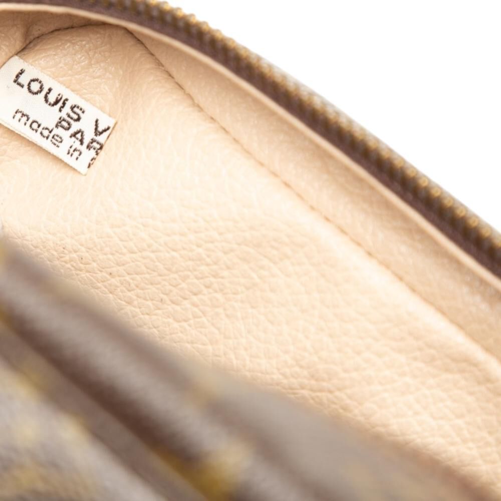 Louis Vuitton Trousse Toilette
