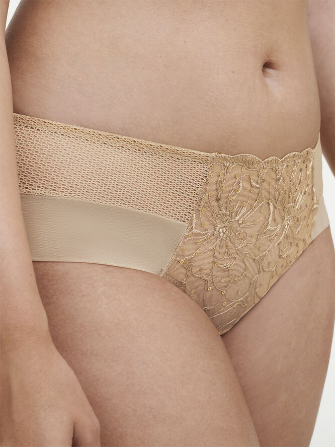 Fleurs Signature Revealing Shorty