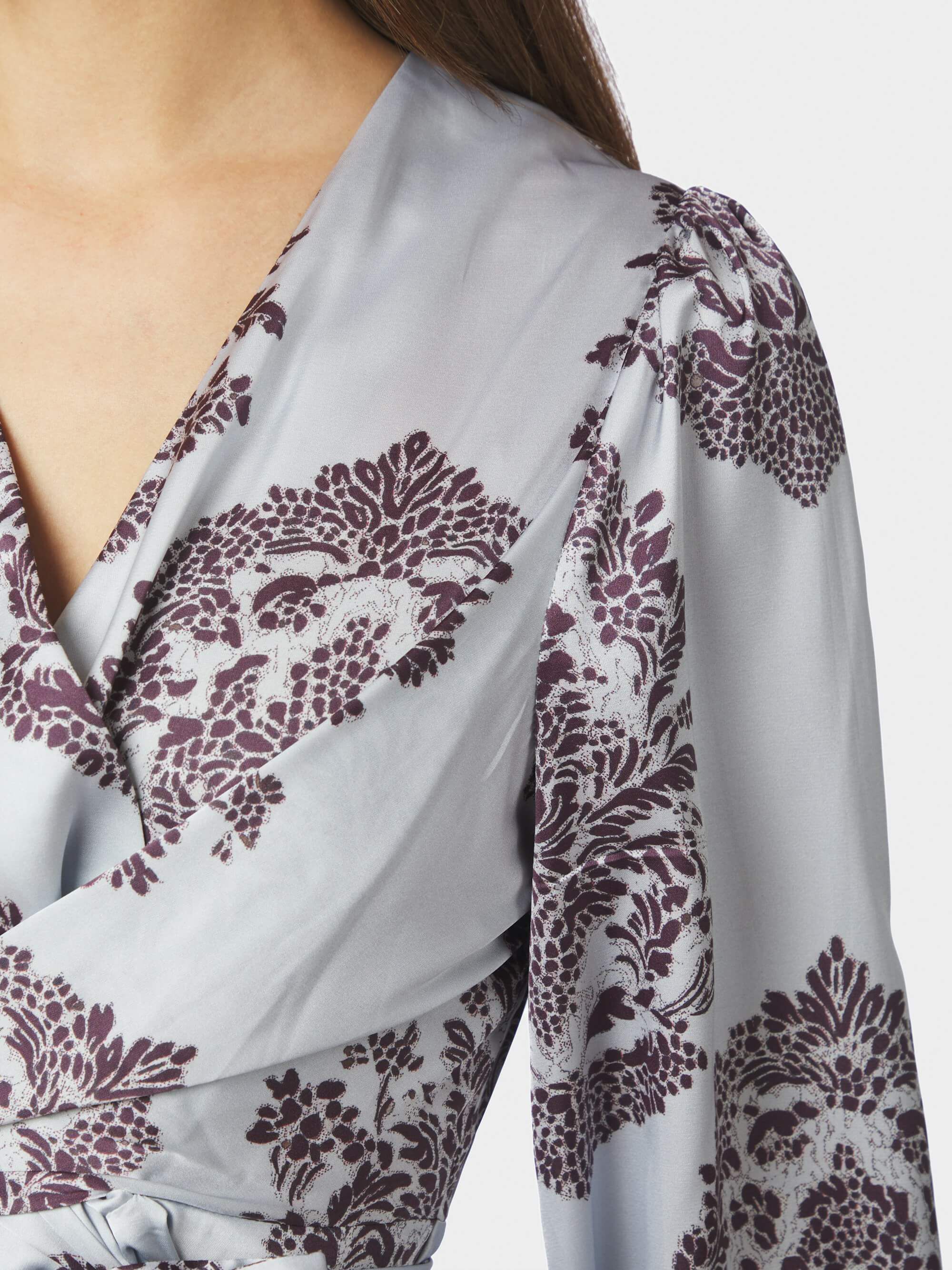 Rista Deco Drop Blouse