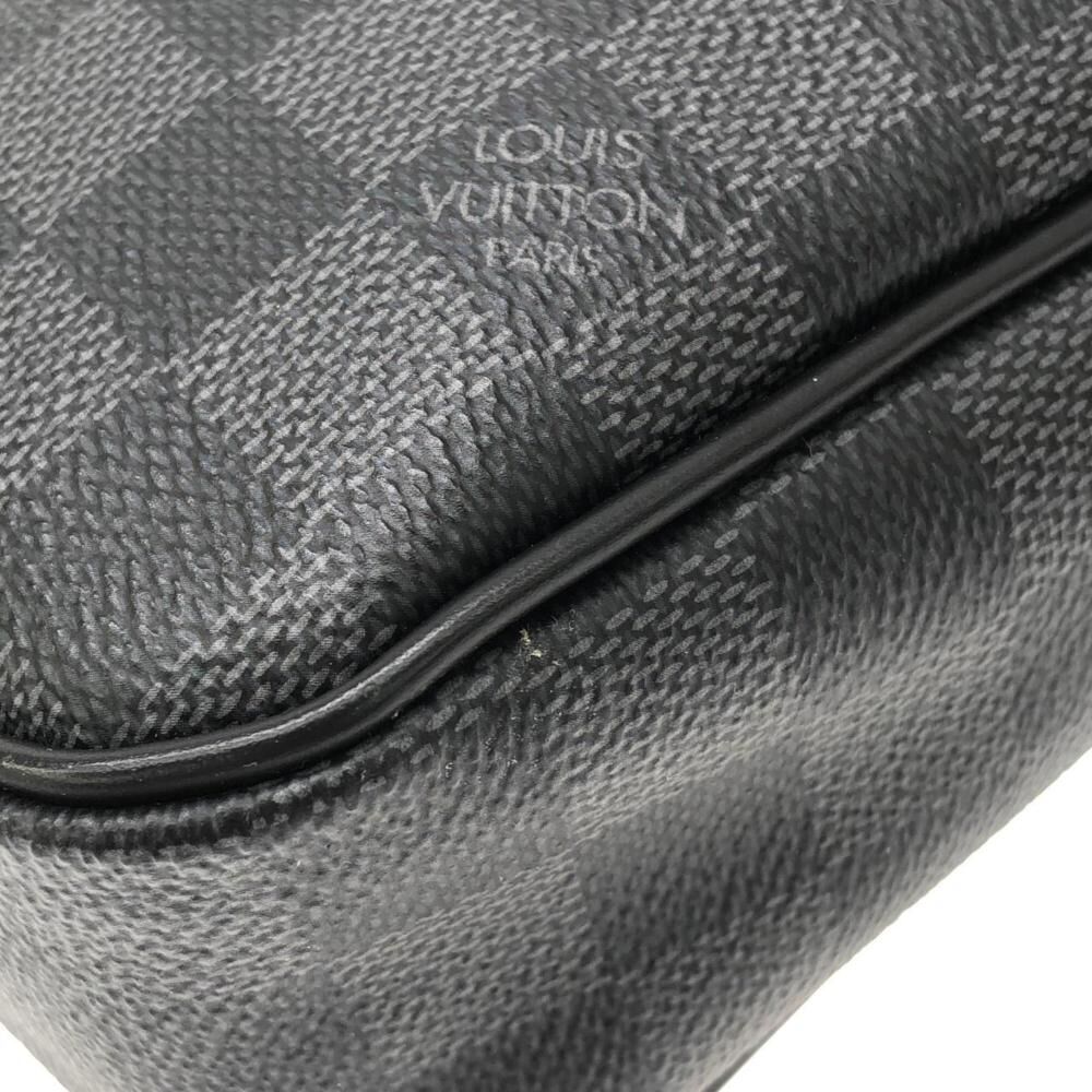 Louis Vuitton Porte Documents Voyage