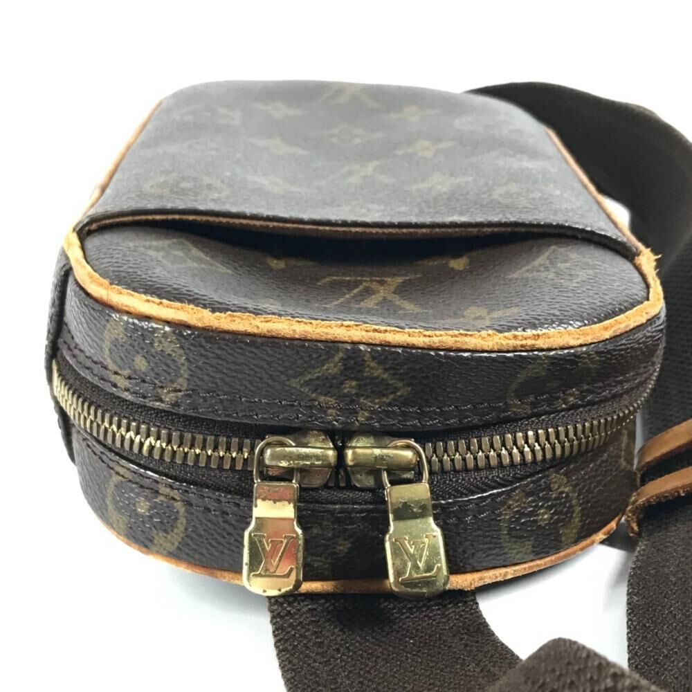 Louis Vuitton Crossbody Bag