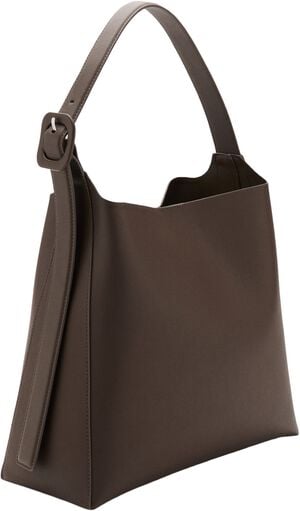 Shopper bag with buckle
