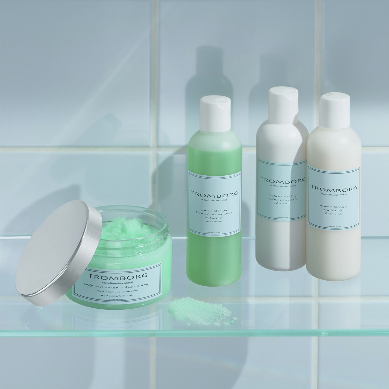 Body Salt Scrub - Kiwi Mango