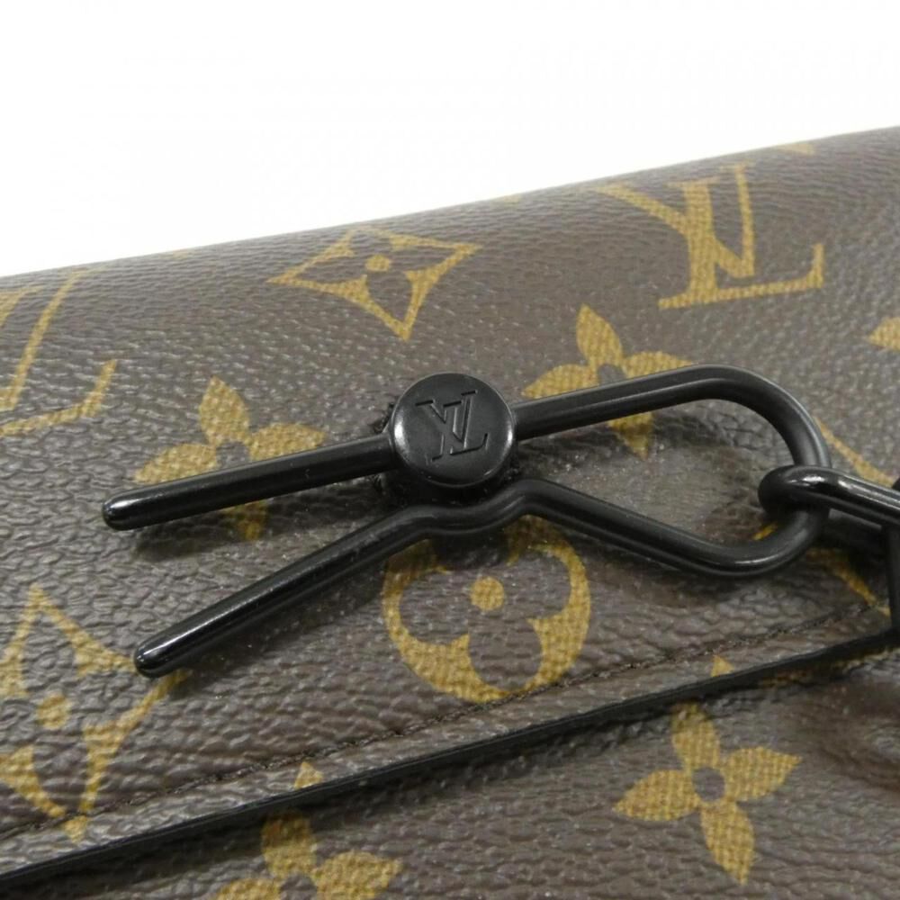 Louis Vuitton Shoulder Bags