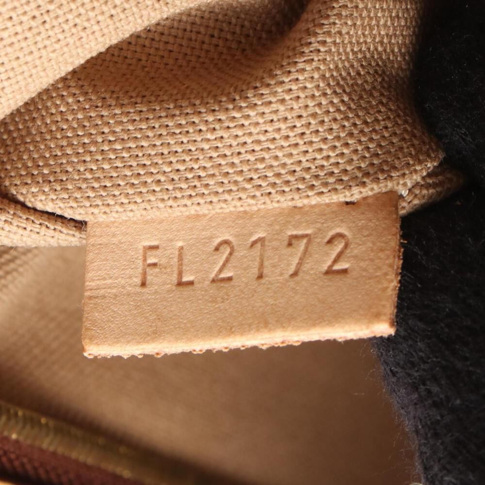 Louis Vuitton Shoulder Bags