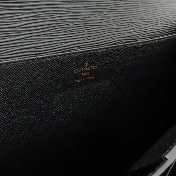 Louis Vuitton Serviette Ambassadeur