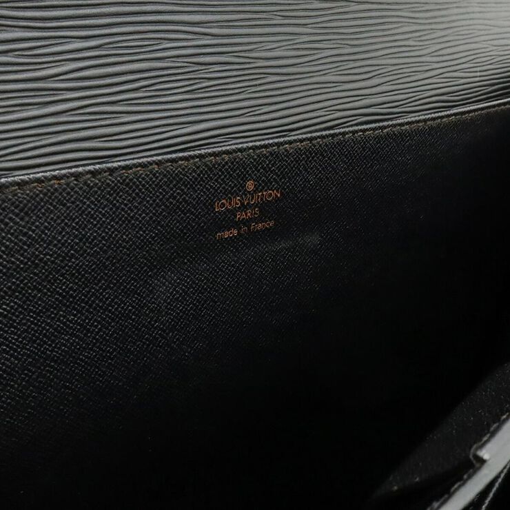 Louis Vuitton Serviette Ambassadeur