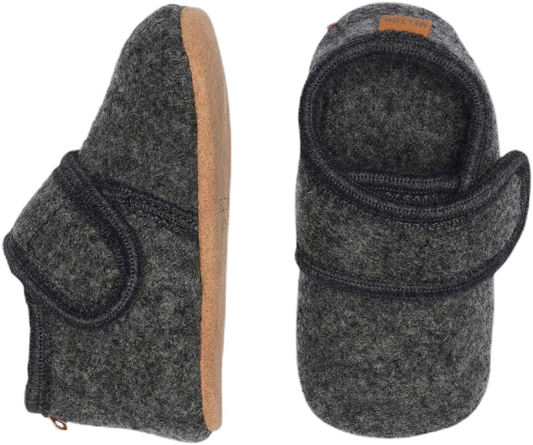 Classic wool slippers