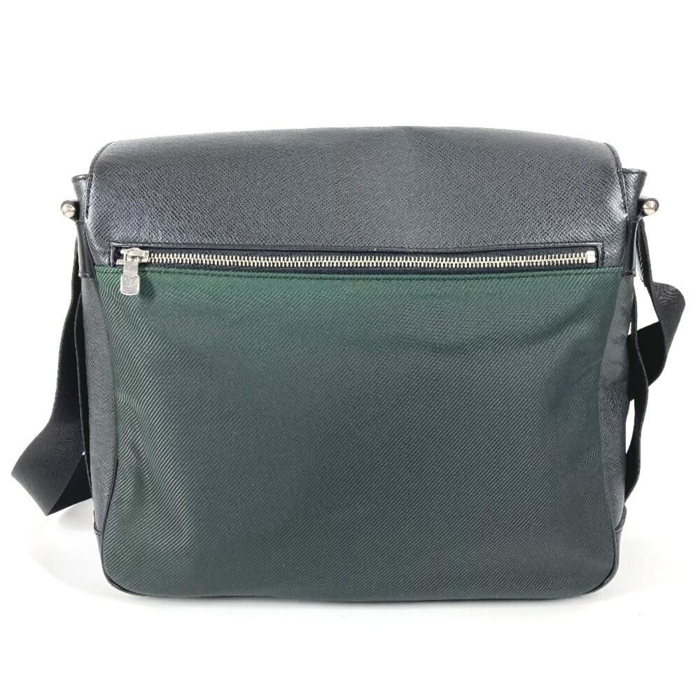 Louis Vuitton District