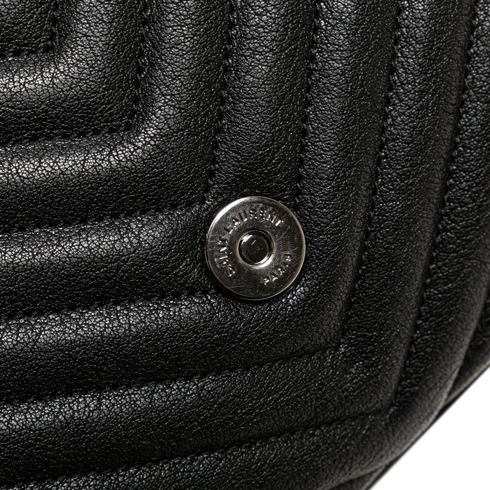 Yves Saint Laurent Shoulder Bag