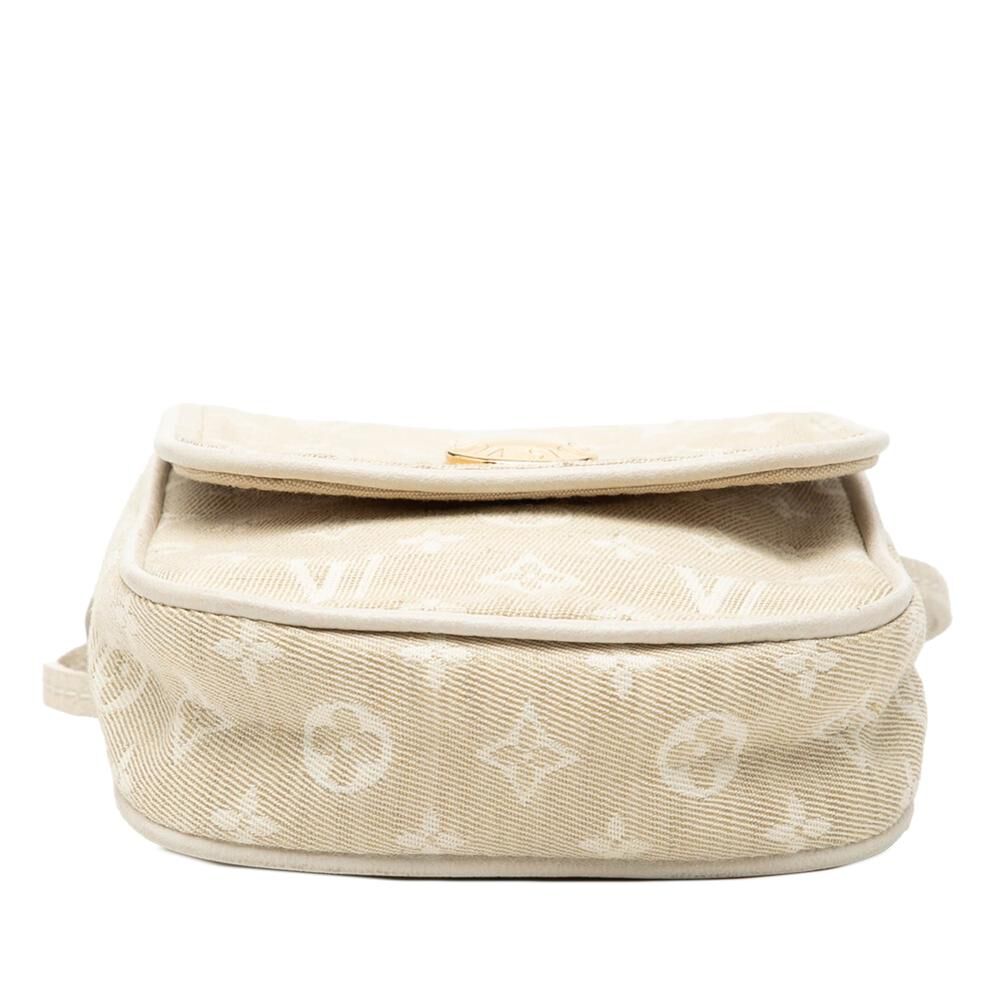 Louis Vuitton Pouch