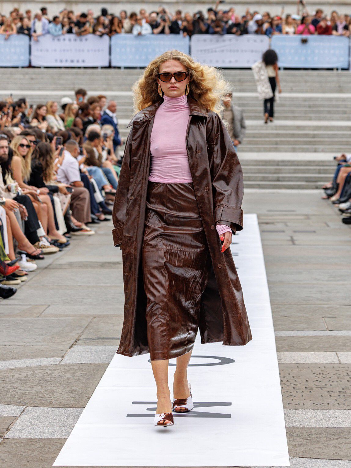 Tswendy Pu Midi Skirt