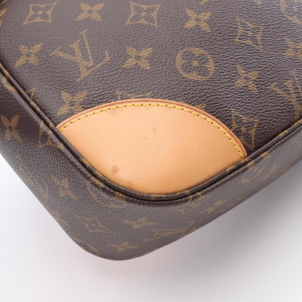 Louis Vuitton Shoulder Bags