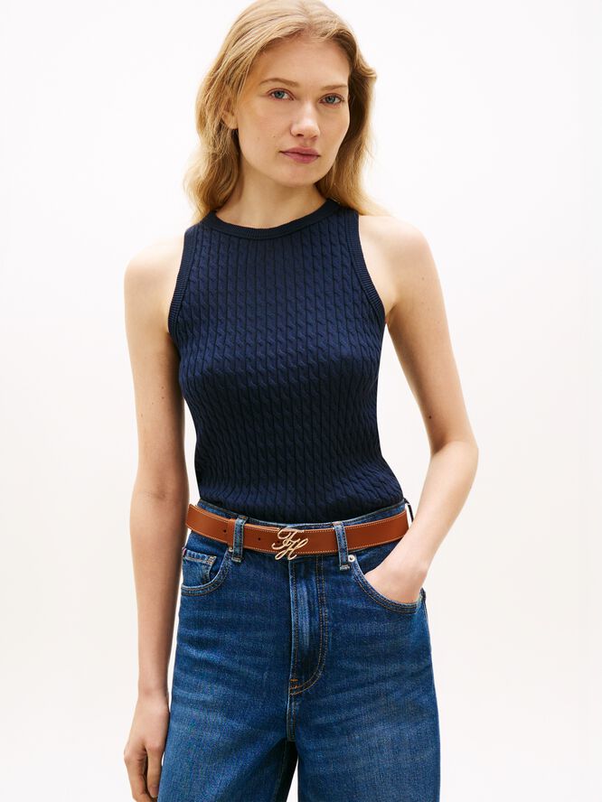 Cable Knit Slim Sweater Vest