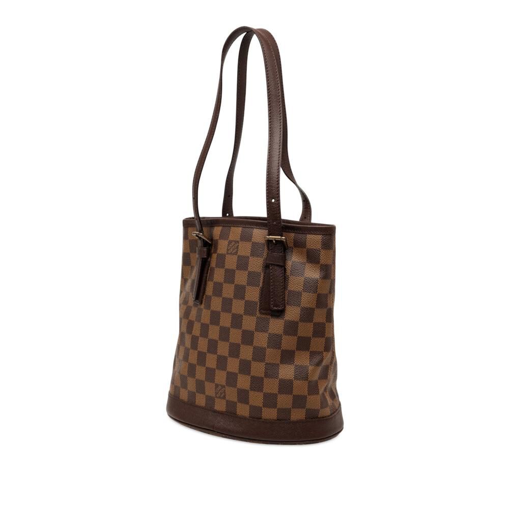 Louis Vuitton Marais
