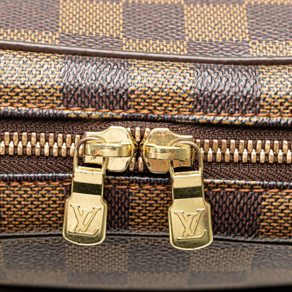 Louis Vuitton Shoulder Bags