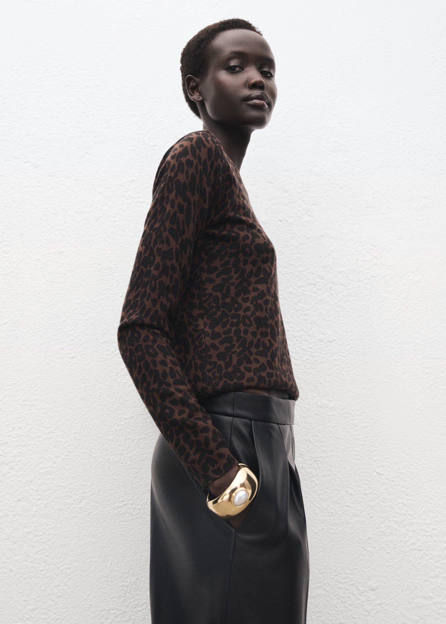 Ribbed leopard-print sweater