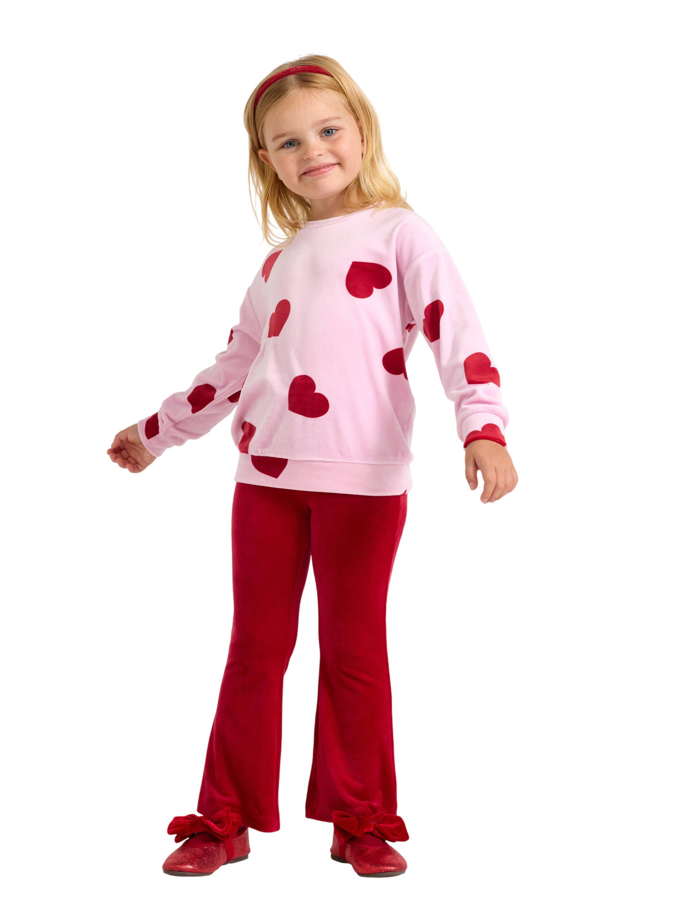 Soft long-sleeved jumper in velour