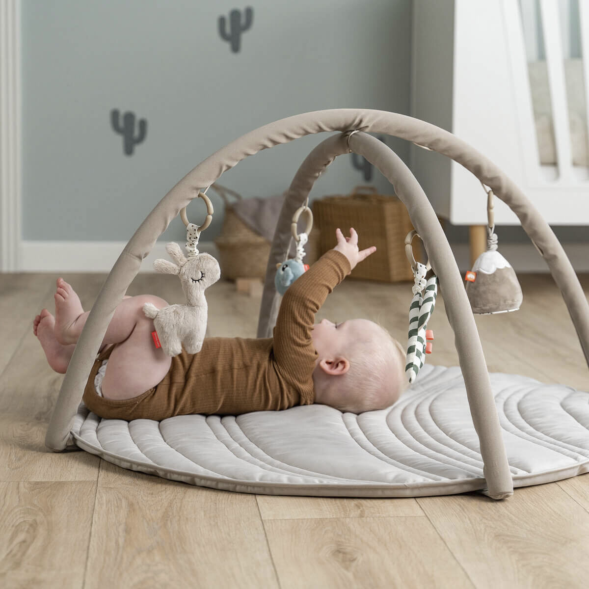 Aktivitets leget&aelig;ppe Lalee Sand