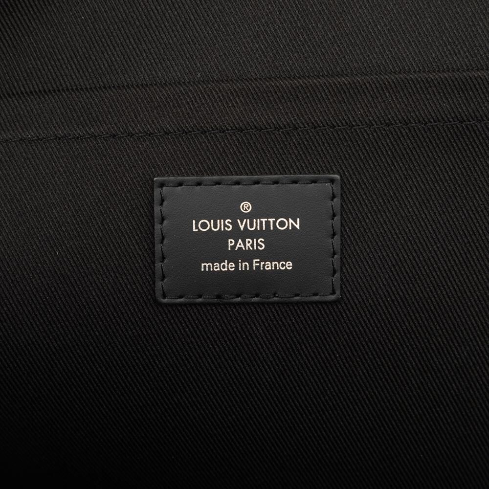 Louis Vuitton Clutch