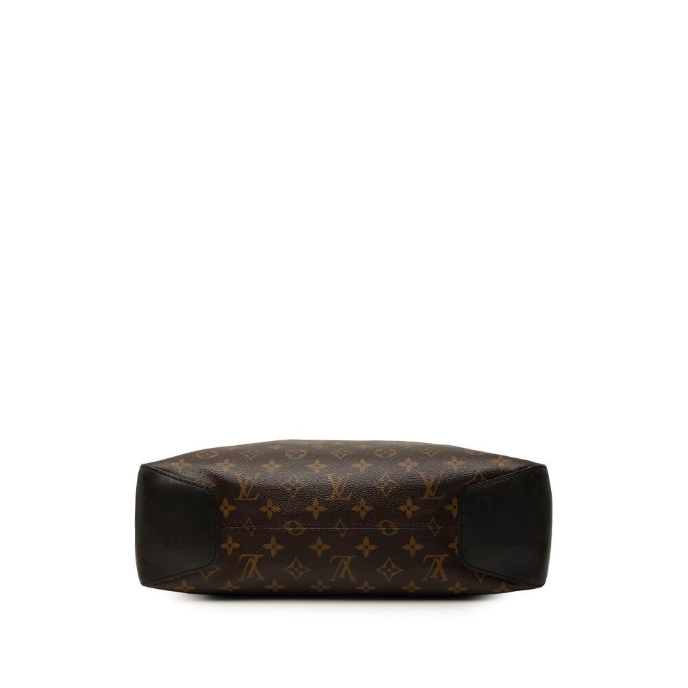 Louis Vuitton Messenger